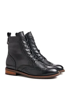 ANKLE BOOT