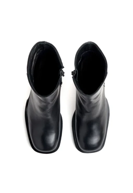 ANKLE BOOT