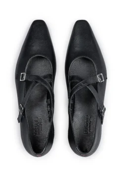 BALLERINAS