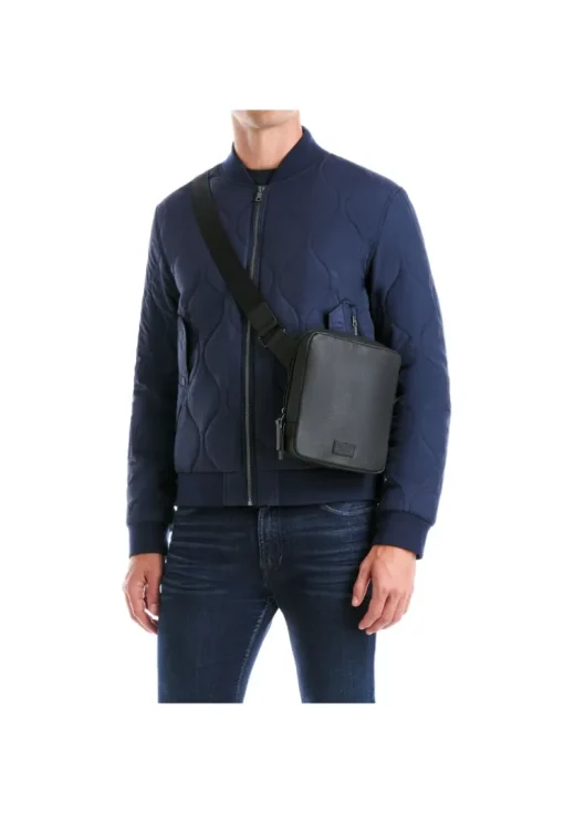 CROSSOVER BAG