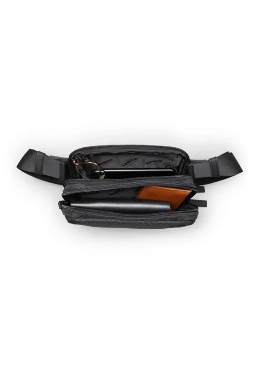 Crossover Pouch