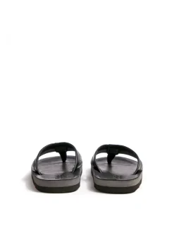 FLIP FLOP