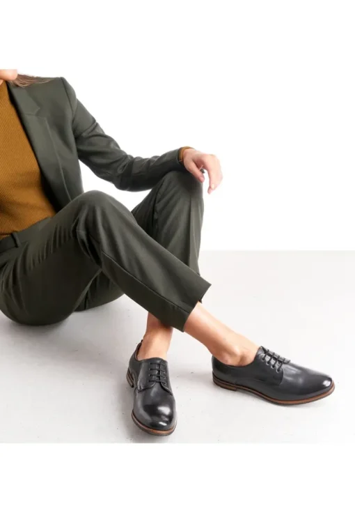 HALF SHOES
