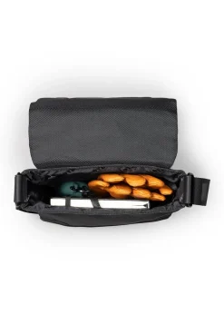 MESSENGER BAG