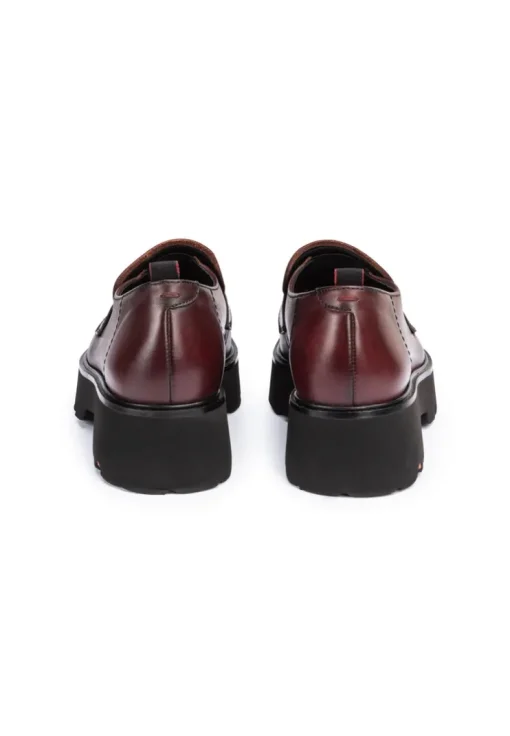 SLIPPER