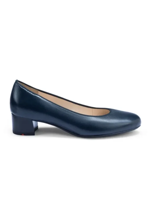 \u200EPUMPS